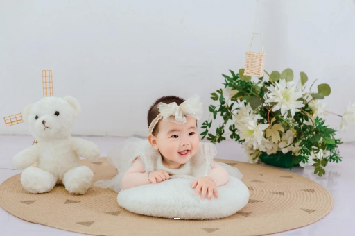 梁山宝宝几个月可以坐